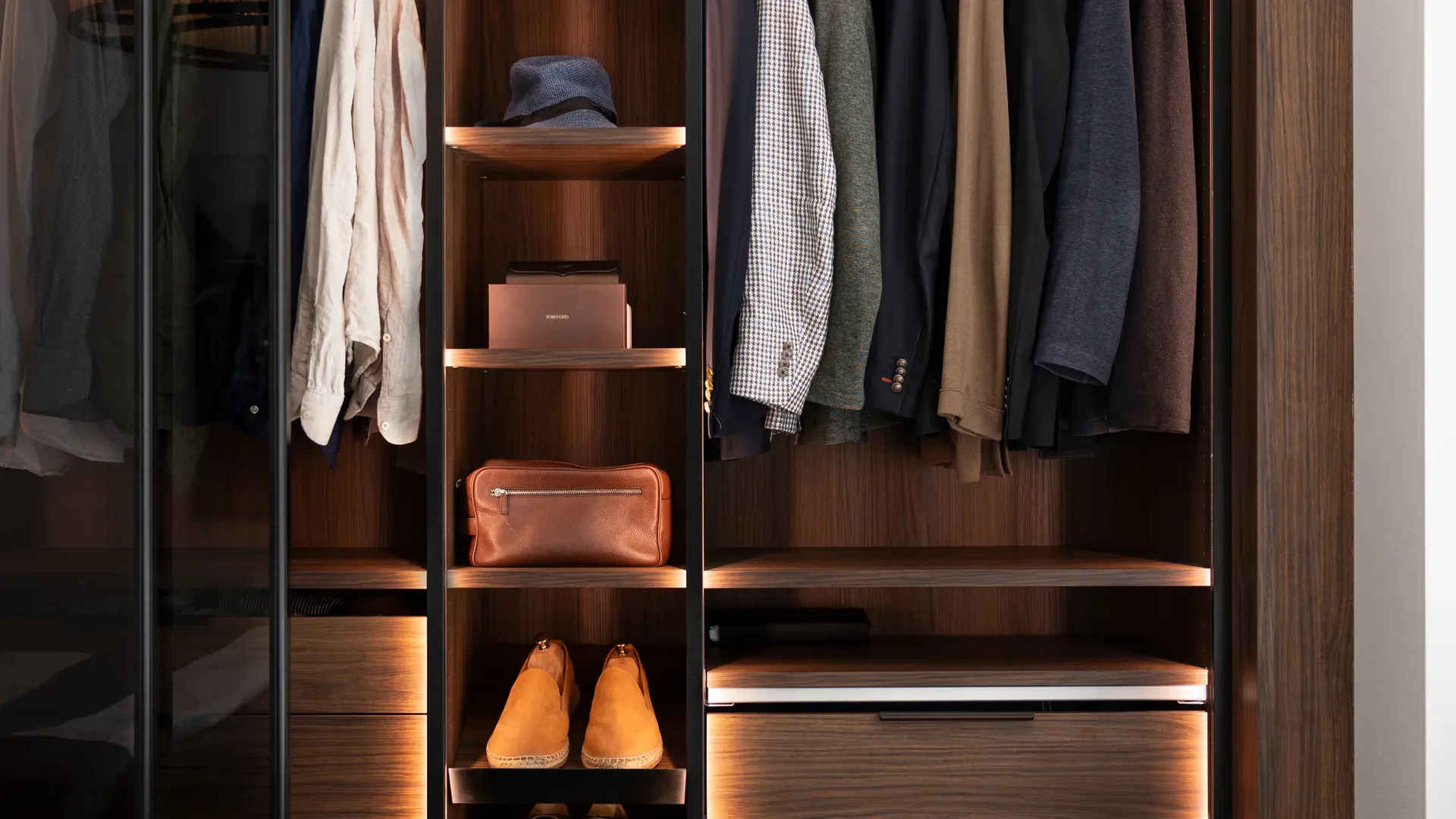 Brindle Platsbyggda garderober Stockholm