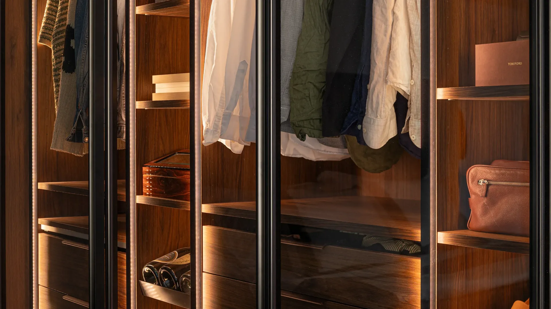 Brindle Platsbyggda garderober Stockholm